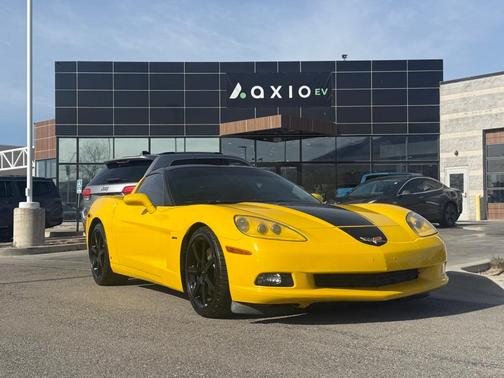 2008 Chevrolet Corvette Indy 500 Pace Car Replica