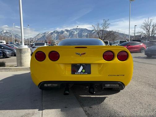 2008 Chevrolet Corvette Indy 500 Pace Car Replica