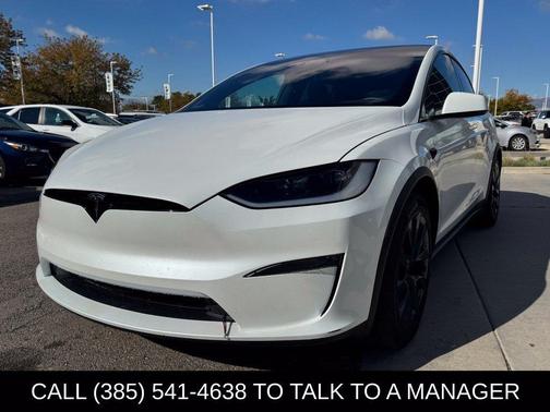 Pearl White Multi 2023 Tesla Model X Standard Range