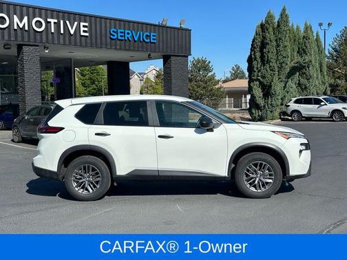 Glacier White 2024 Nissan Rogue S