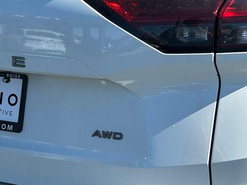 Glacier White 2024 Nissan Rogue S