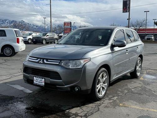 2014 Mitsubishi Outlander SE