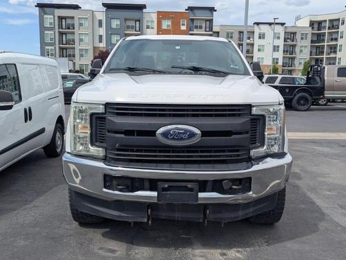 Oxford White 2017 Ford F-350 XL