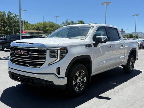 Summit White 2025 GMC Sierra 1500 SLT