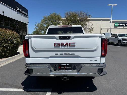 Summit White 2025 GMC Sierra 1500 SLT