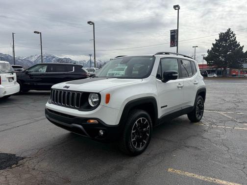 2023 Jeep Renegade Latitude