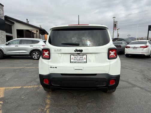 2023 Jeep Renegade Latitude