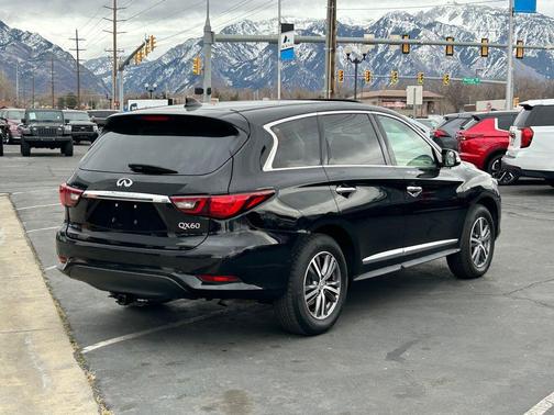 2020 INFINITI QX60 Pure