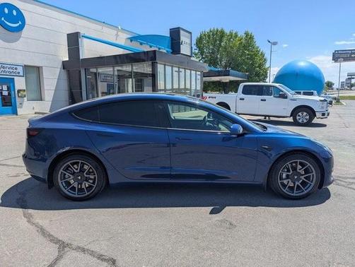 2022 Tesla Model 3 Base