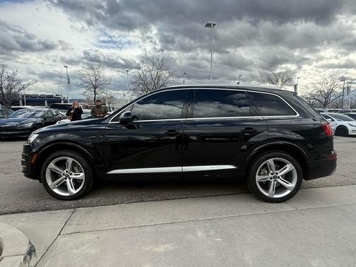 2019 Audi Q7 55 Prestige