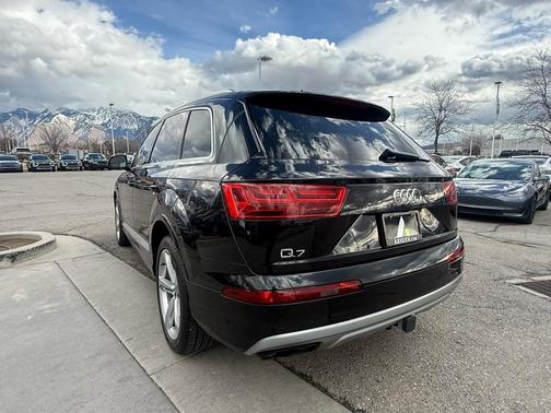 2019 Audi Q7 55 Prestige