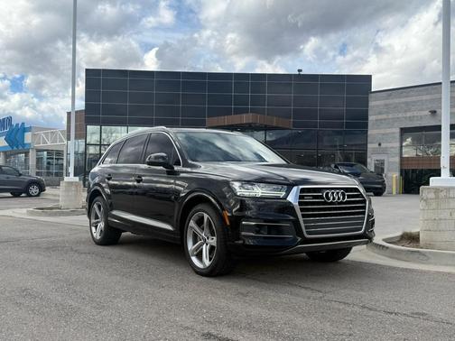 2019 Audi Q7 55 Prestige
