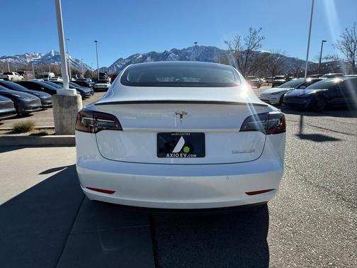 2022 Tesla Model 3 Performance
