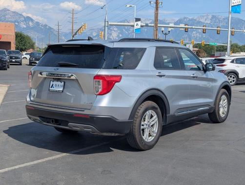 Silver Metallic 2023 Ford Explorer XLT