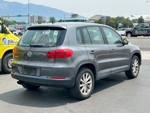 Pepper Gray 2017 Volkswagen Tiguan Limited 2.0T S