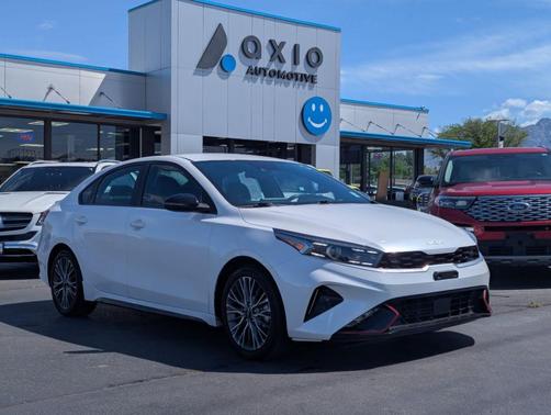 Snow White Pearl 2022 Kia Forte GT-Line