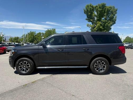 Dark Matter Metallic 2023 Ford Expedition Max XLT