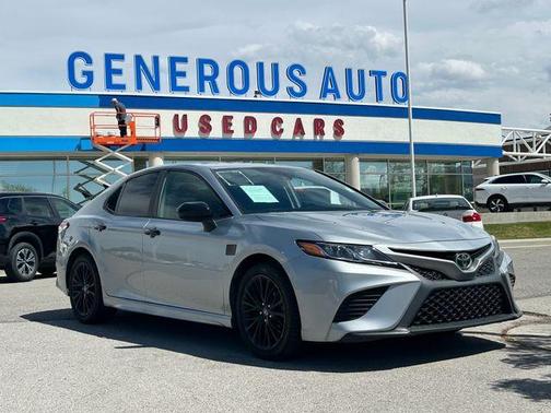 2020 Toyota Camry SE Nightshade