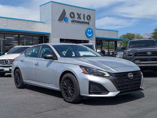 Brilliant Silver Metallic 2024 Nissan Altima 2.5 SV