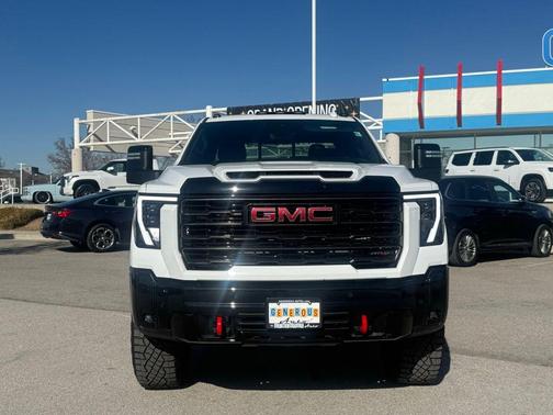 2025 GMC Sierra 2500 AT4X
