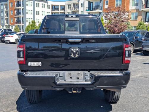 Diamond Black 2022 RAM 2500 Longhorn