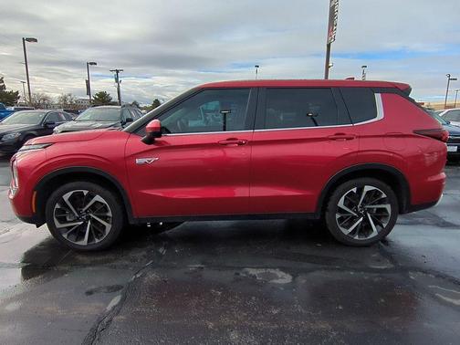 2025 Mitsubishi Outlander PHEV SE