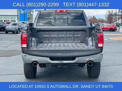Granite Crystal Clearcoat Metallic 2015 RAM 1500 Big Horn