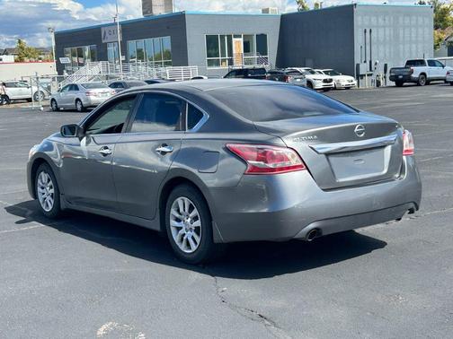 Gun Metallic 2015 Nissan Altima 2.5 S