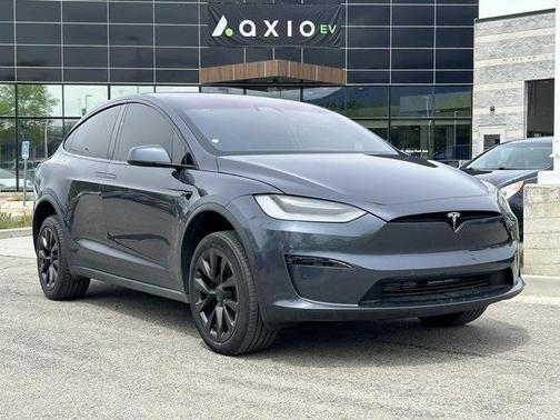 2022 Tesla Model X Plaid