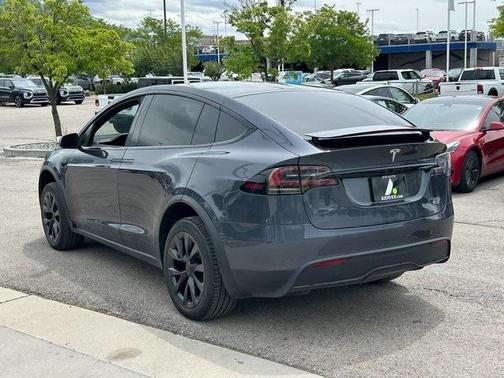 2022 Tesla Model X Plaid