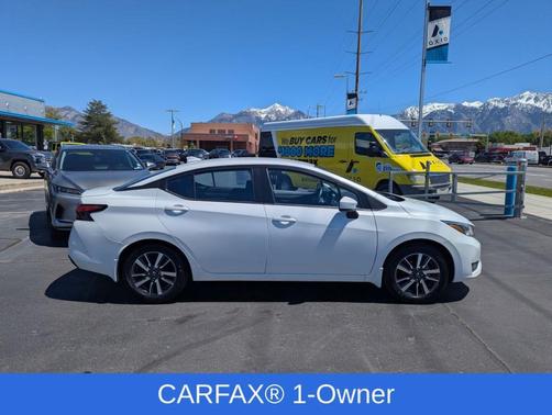 Aspen White Tricoat 2025 Nissan Versa 1.6 SV