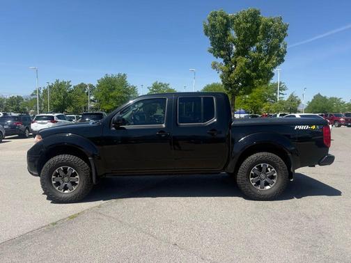 Magnetic Black 2016 Nissan Frontier Pro-4X