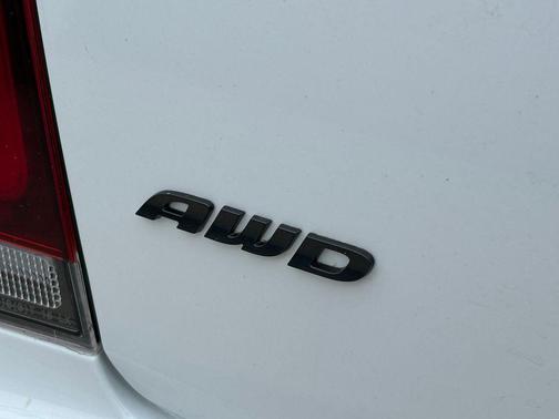 2023 Chrysler 300 Touring L