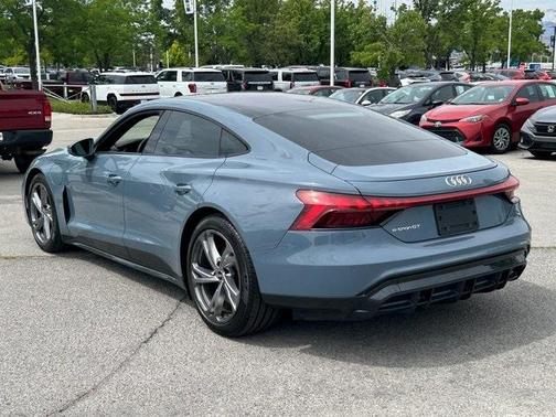 2022 Audi e-tron GT Premium Plus