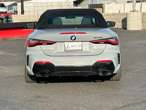 2022 BMW M440 i