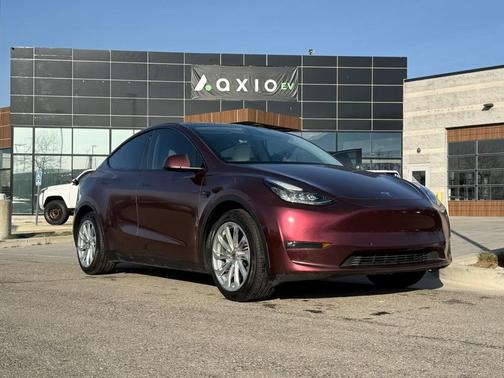 2022 Tesla Model Y Long Range