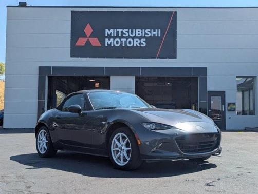 2017 Mazda MX-5 Miata Sport
