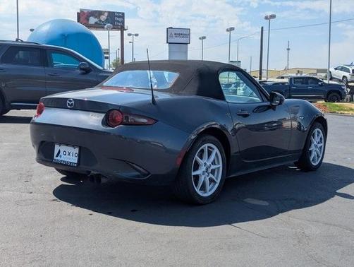 2017 Mazda MX-5 Miata Sport