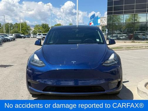 Deep Blue Metallic 2022 Tesla Model Y Long Range