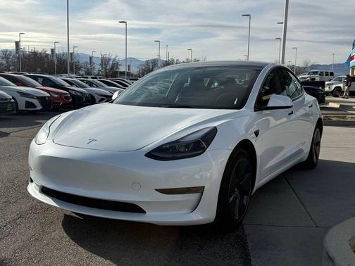 2023 Tesla Model 3 Base