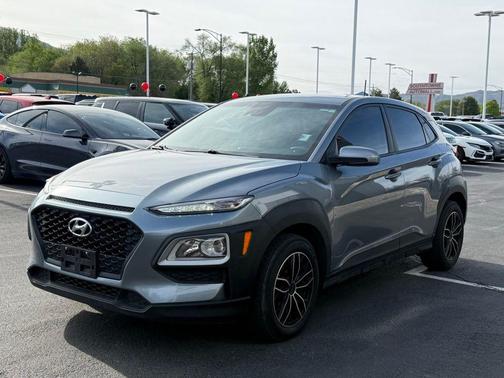 Sonic Silver 2020 Hyundai KONA SE