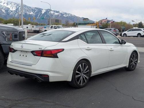2022 Nissan Altima 2.5 SR