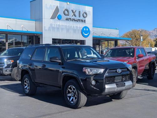 2024 Toyota 4Runner TRD Off Road