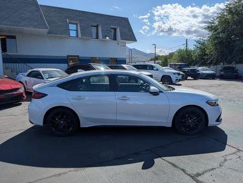 2023 Honda Civic EX-L