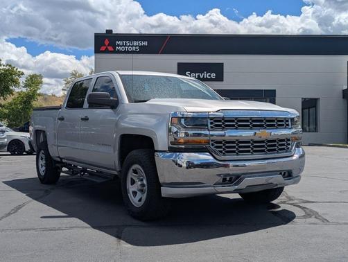 Silver Ice Metallic 2018 Chevrolet Silverado 1500 WT