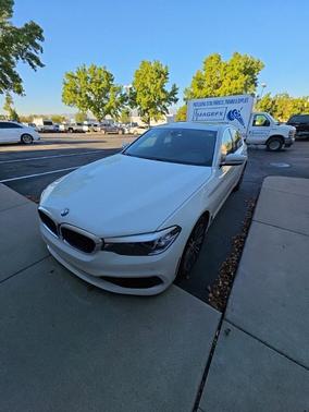 Alpine White 2019 BMW 540 i xDrive