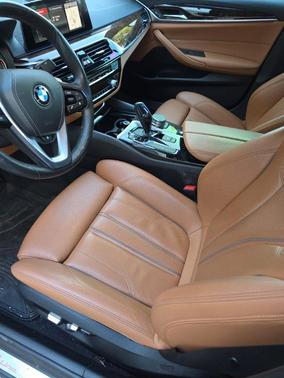 Alpine White 2019 BMW 540 i xDrive