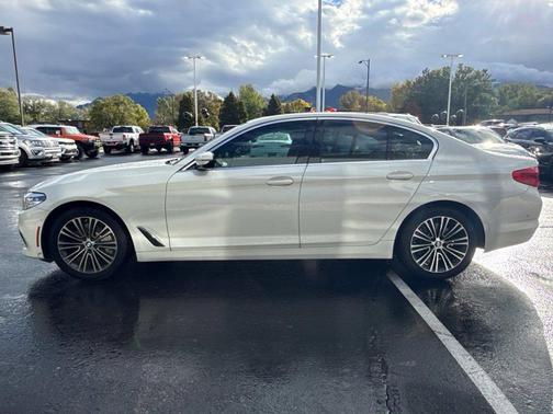 Alpine White 2019 BMW 540 i xDrive