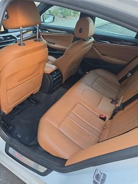 Alpine White 2019 BMW 540 i xDrive