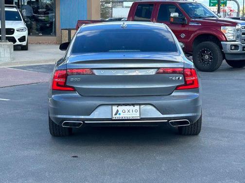 Gray Metallic 2020 Volvo S90 T6 R-Design